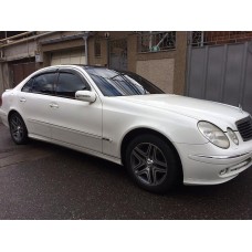 Вітровики на Mercedes W-211 2003-2009 Sedan Кобра Тюнинг накладні