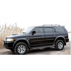 Вітровики на Mitsubishi Pajero Sport 1996-2009 Кобра Тюнинг накладні