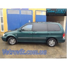 Вітровики на Kia Carnival 1998-2006 передні Heko вставні під ущільнювач