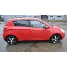 Вітровики на Hyundai i20 2009-2015 Кобра Тюнинг накладні
