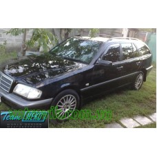 Вітровики на Mercedes W-202 1993-2001 передні Heko вставні під ущільнювач