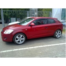 Вітровики на Kia Pro Cee`d 2007-2012 передні 3-ех дверный Кобра Тюнинг накладні