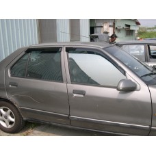 Дефлектори вікон Renault Er19 1988-1997 HIC — накладні
