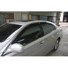 Дефлектори вікон Lexus Ees 2001-2006 HIC — з хромованою смугою Дефлектори вікон Lexus Ees 2001-2006 HIC — з хромованою смугою